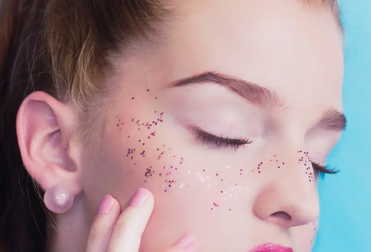 色素沈着対策！スキンケア製品でシミを軽減する方法｜美容皮膚科医解説