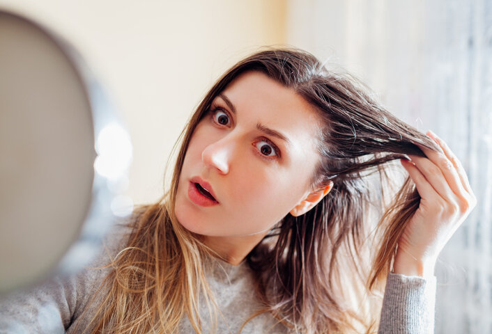 高糖飲食造成皮脂過盛？頭皮油光關鍵，科學解密糖分與頭皮出油的真相