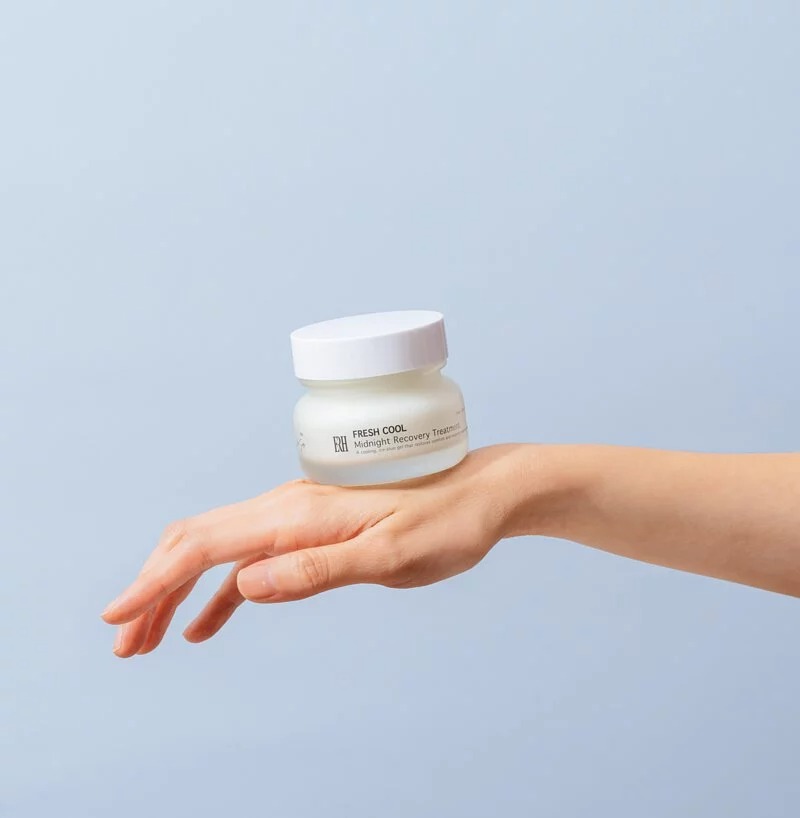 夏季保養的清爽秘訣：高效控油抗曬，告別油光痘痘！