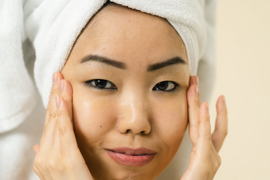 洗完臉沒多久就出油？皮膚科醫師揭密原因，教你告別油光滿面！