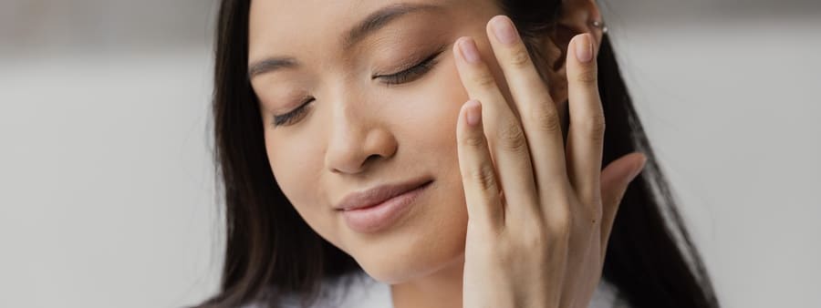 壓力如何影響肌膚及護膚日常？高效舒緩壓力肌膚的完整教學