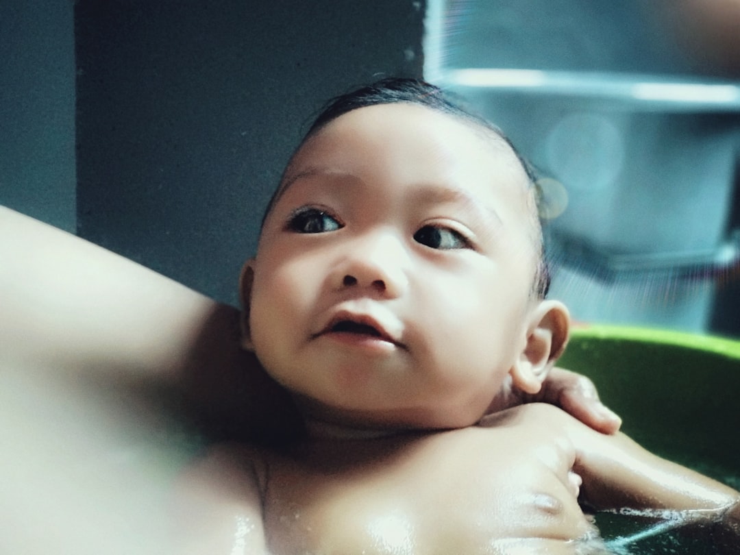 寶寶的衣物有黃漬、奶漬洗不掉？媽媽圈瘋傳去漬神技大公開！