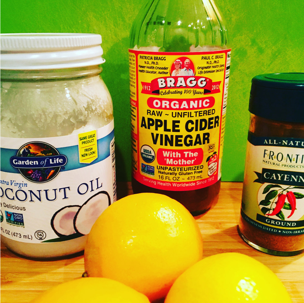 夏バテ予防にも効果的！レモンときゅうりのデトックスウォーターの作り方