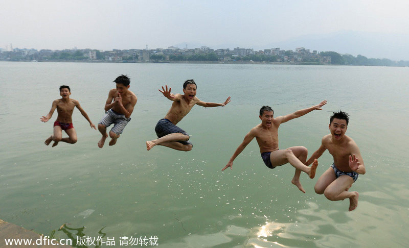 炎炎夏日，消暑解熱！4款果乾水搭配推薦