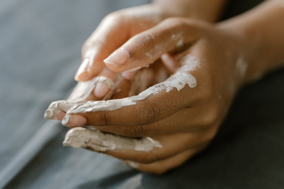 手突然脫皮？搞清原因，有效處理！