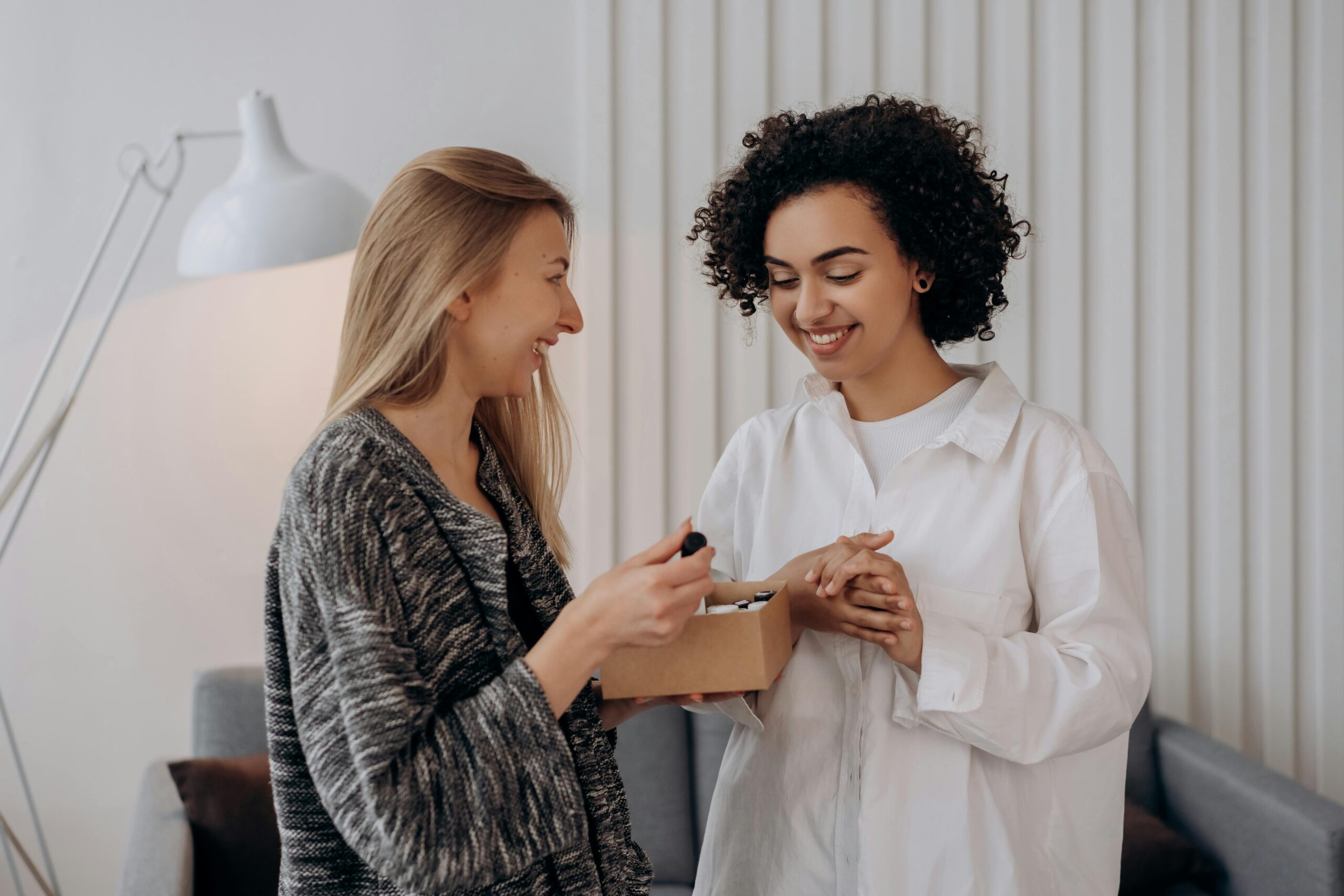 臉曬傷別亂塗！醫教居家護理3招 緩解刺痛脫皮