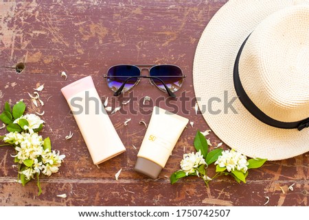 當然，這是一個標題：

擦完美白精華需要搭配防曬嗎？專家詳解美白與防曬黃金組合