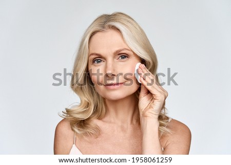 Exosome外泌體：未來保養核心？從來源、功效到應用全解析，激活膠原再生，重塑年輕肌膚