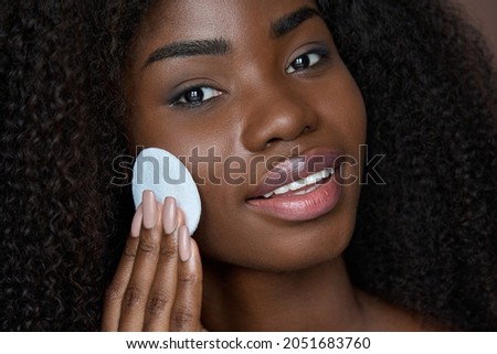 為什麼洗完臉臉紅紅的？教你正確清潔避免敏感！