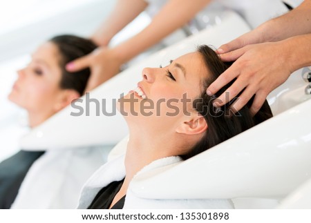 黃金成長素：促進頭髮健康、強化髮質的營養補充指南