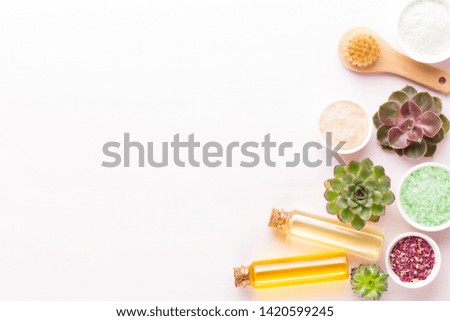 敷面膜後輕拍秘訣：讓肌膚喝飽精華的秘密