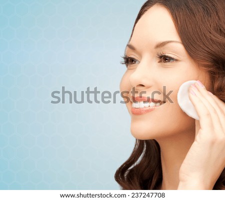 痘痘肌適合哪種卸妝水？痘肌救星！高效清爽卸妝水選擇指南