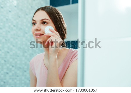 閉鎖性粉刺的成因與解決方法：告別閉口粉刺的完整教學