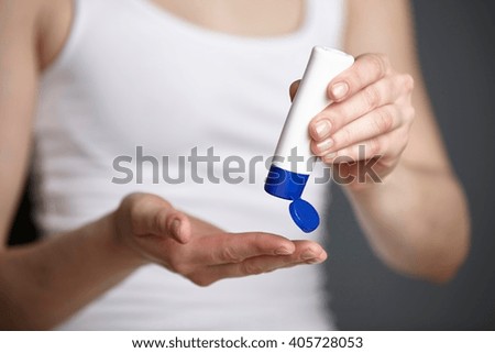 如何挑選適合乾性肌的夏季保濕產品？高效保濕秘訣完整教學