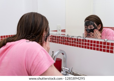 敷面膜前需要做哪些準備？高效提升吸收的3個關鍵步驟