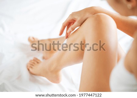 如何選擇適合乾性肌的精華液？高效保濕修復精華液選購攻略