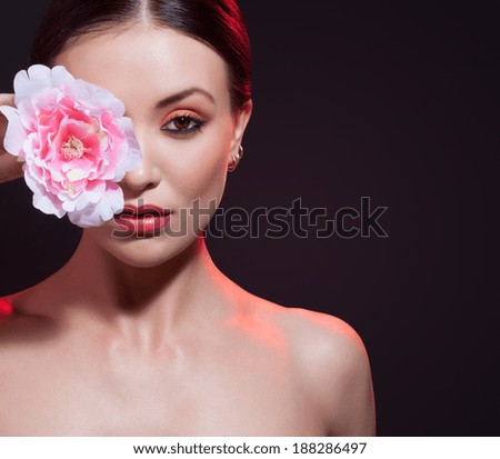 如何改善因熬夜引起的暗沉與浮腫問題？皮膚科醫生教你高效修復攻略