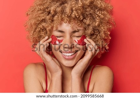 如何改善肌膚因熬夜引起的黑眼圈問題？皮膚科醫生教你高效擊退黑眼圈！