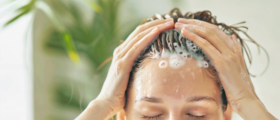 如何正確清潔頭皮？90%的人都做錯了！驚人真相與完整指南