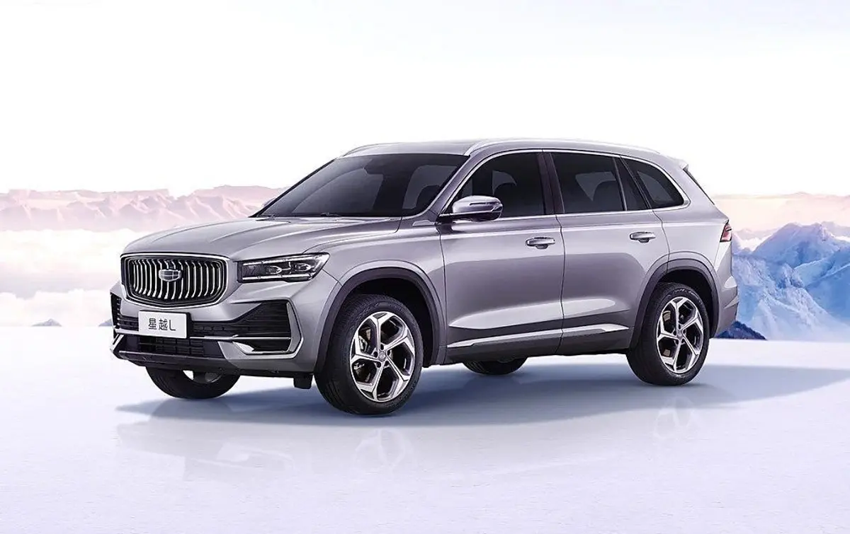 44年銷售傳奇落幕！豐田Camry退出日本市場，Crown Sedan能否接棒成功？