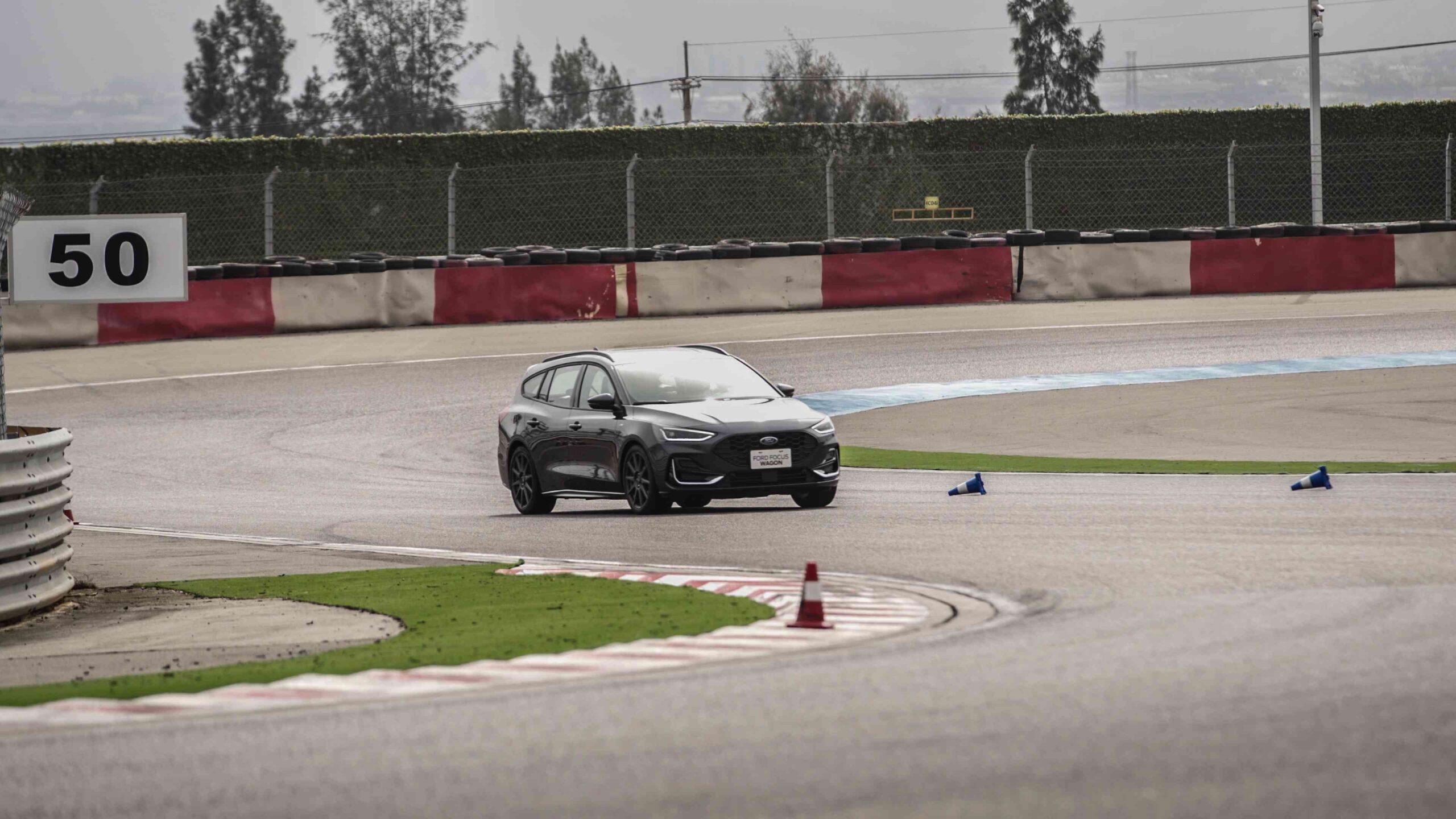 重機駕駛技巧：彎道與煞車控制完整教學｜安全駕駛必學攻略