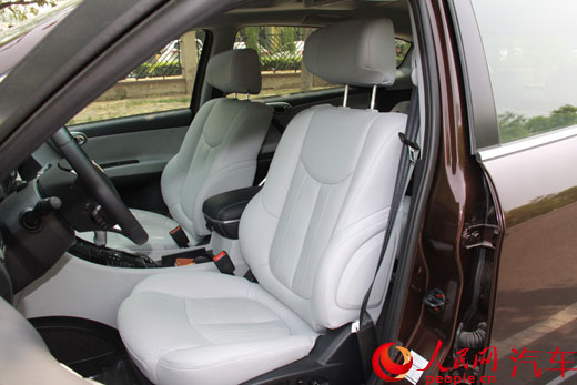 汽車駕駛座記憶調節功能的使用技巧：高效設定指南，提升駕駛舒適與便利性