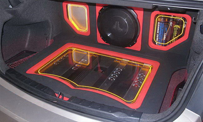 汽車音響系統升級建議：高品質車載音響升級攻略