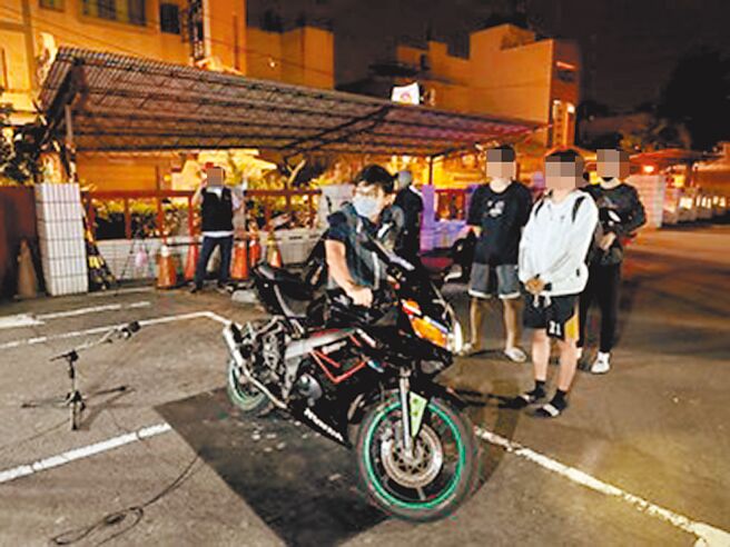 重機排氣管優化對動力輸出的影響：高效提升馬力與聲浪的完整教學