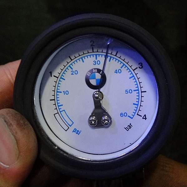 重機輪胎壓力檢測工具推薦：高效提升騎乘安全指南