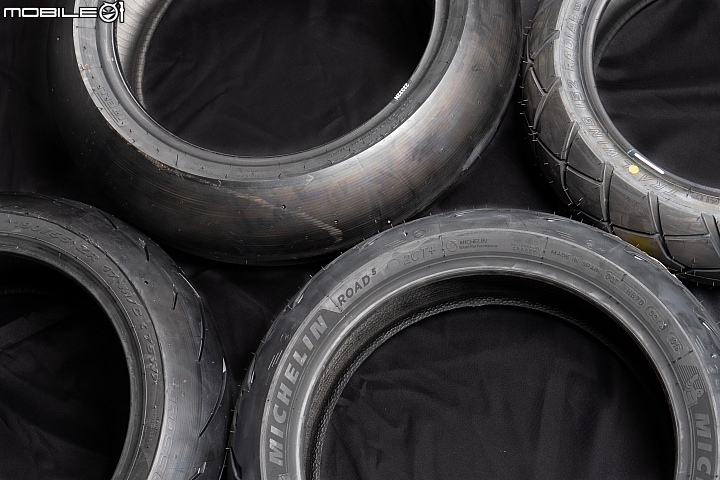 重機輪胎氣壓自動監測設備介紹：高效安裝與選購指南