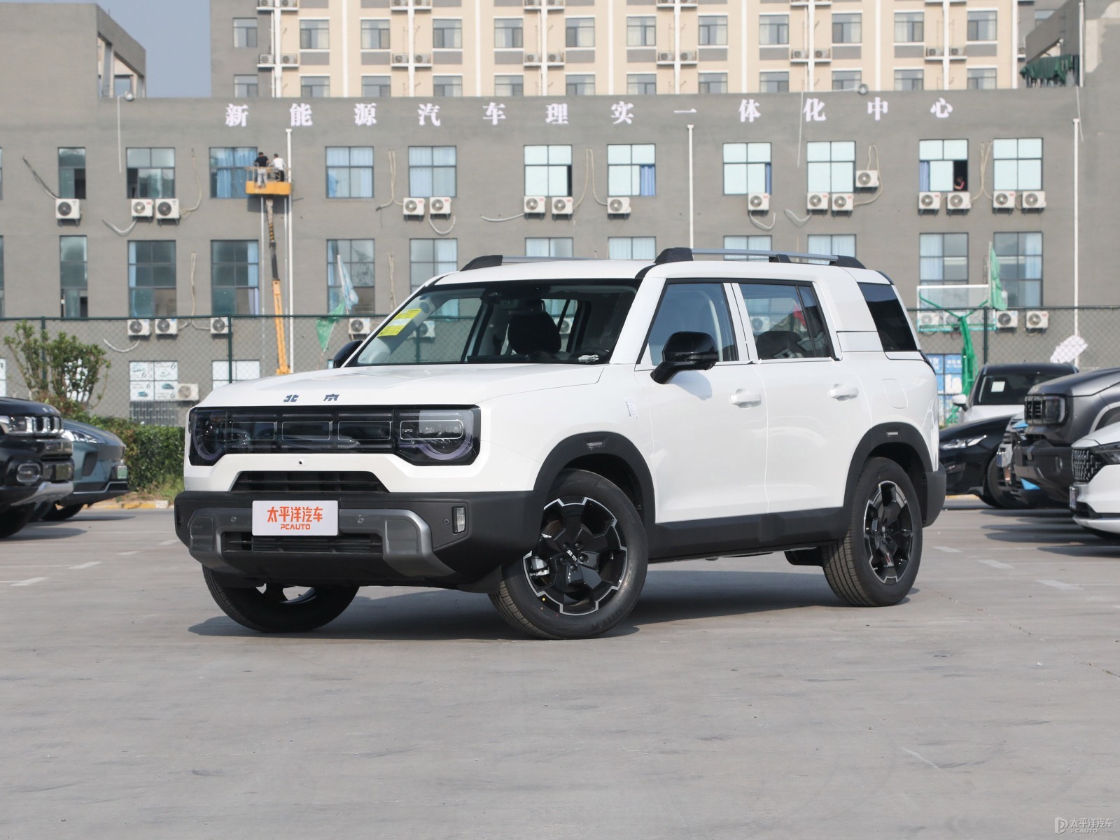 車子長期停放是否需要保養？完整教學：避免電瓶、輪胎、油液損壞的秘訣