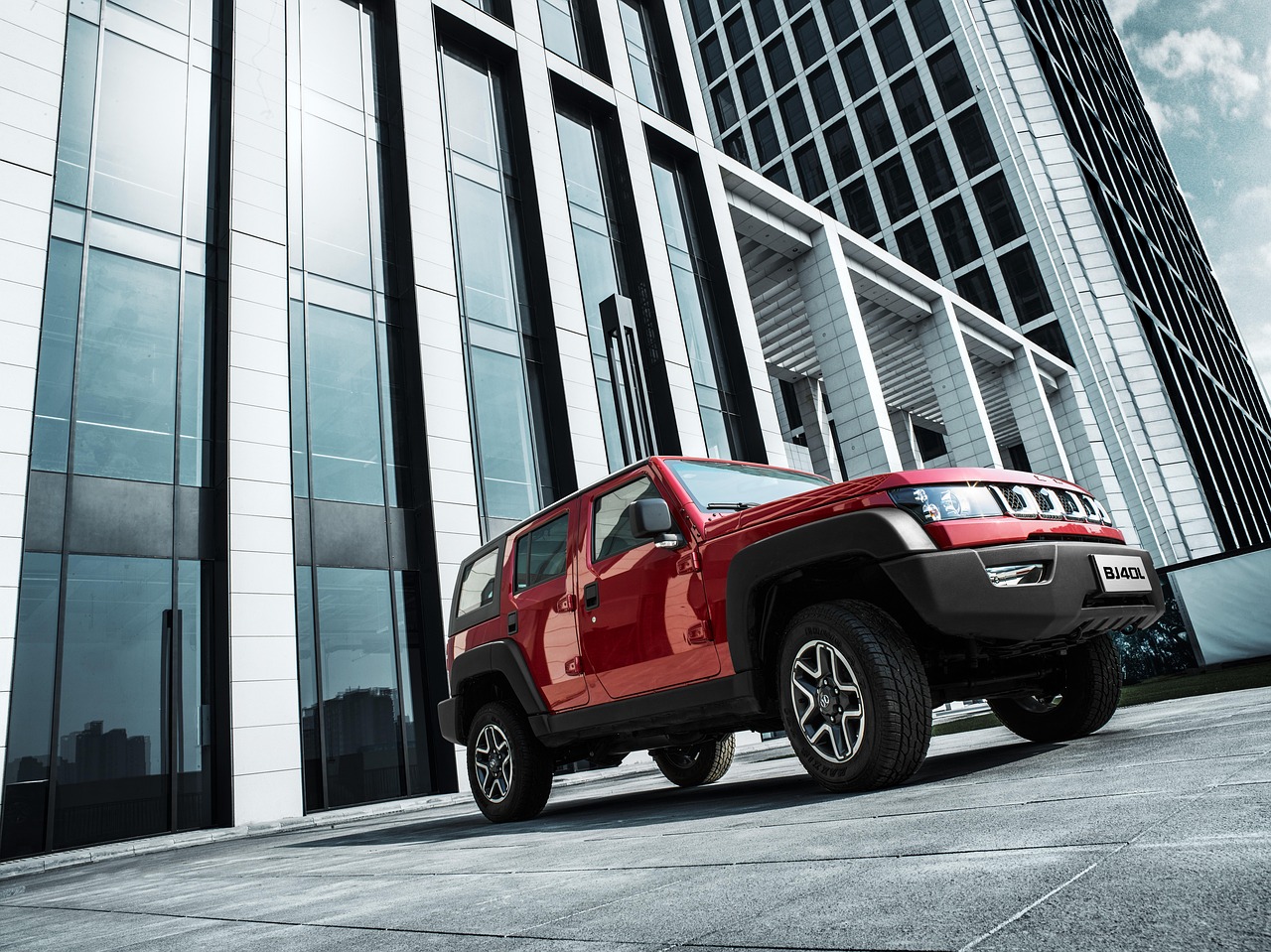 Honda HR-V vs Hyundai Kona：小型SUV選車攻略，誰才是你的理想座駕？