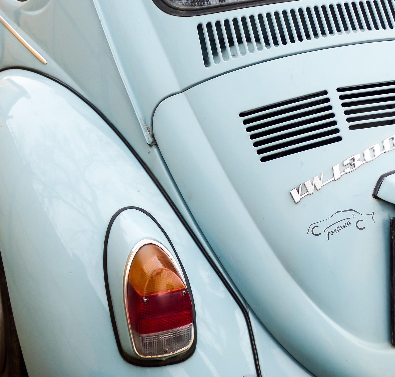 Hyundai Ioniq 6 vs Volkswagen ID.7：電動轎車選購攻略，哪款更前衛？