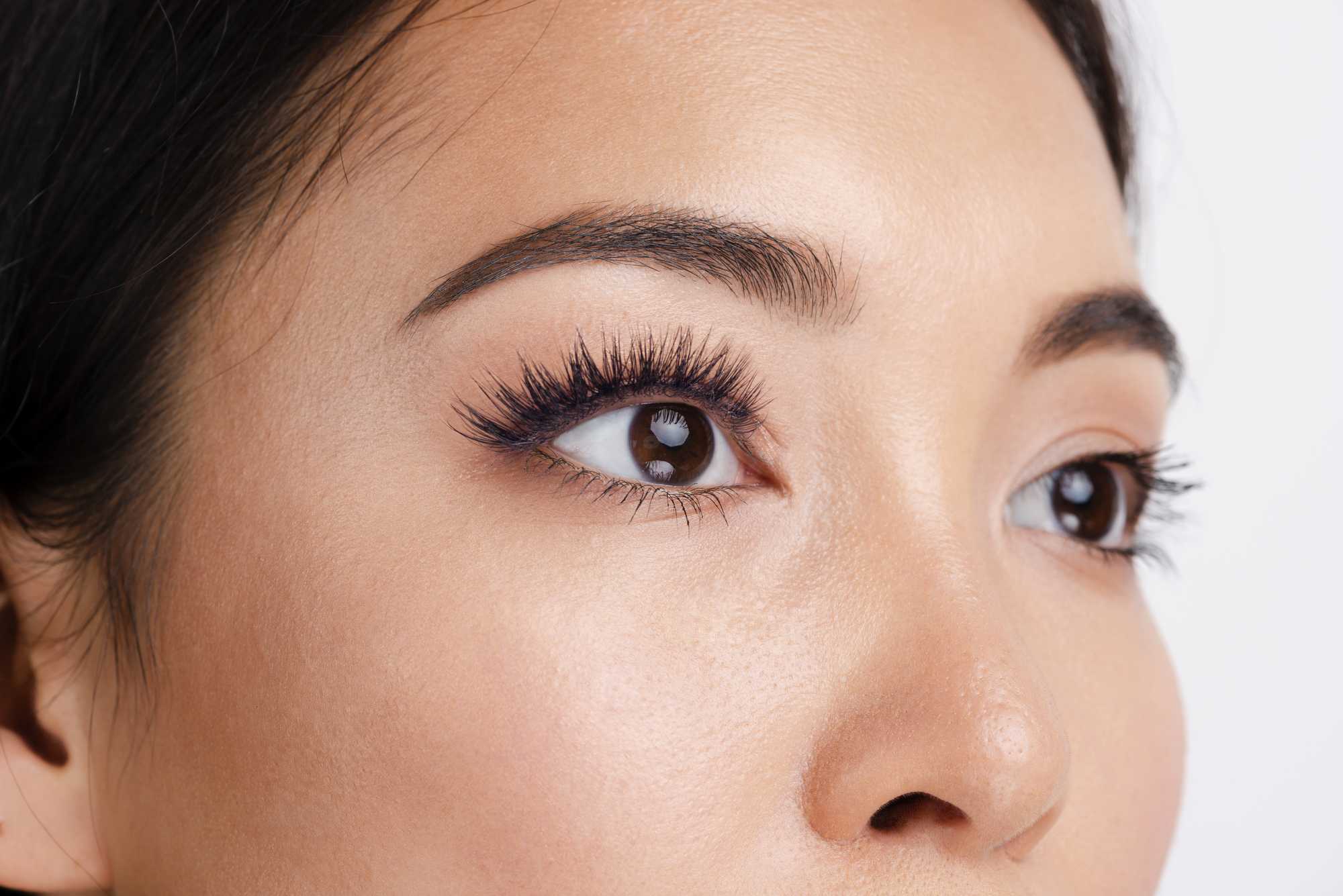 接睫毛會讓真睫毛掉光嗎？一篇看懂「健康嫁接」原理，破除你的最大迷思！