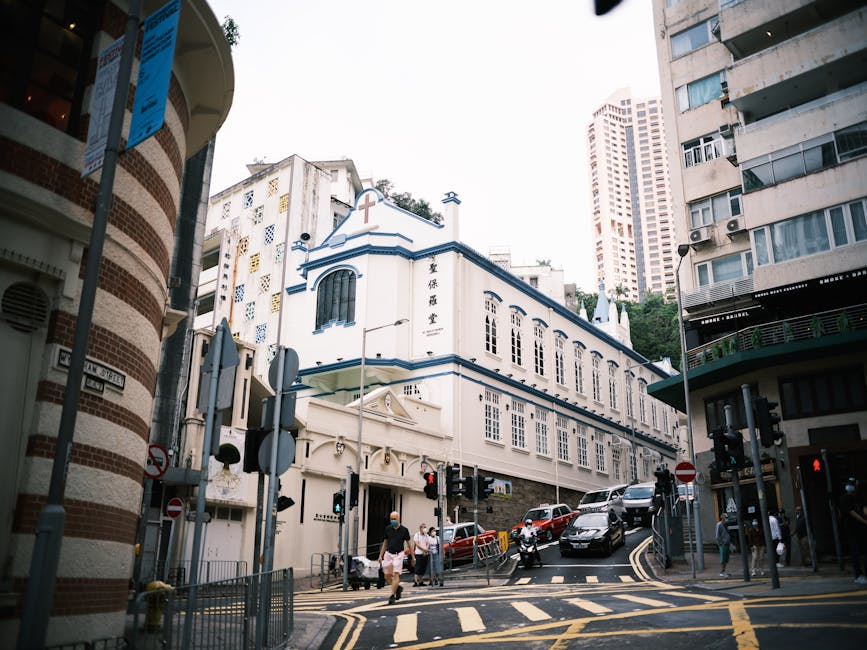 粉底卡粉怎麼辦？乾肌必看！解決卡粉，打造水潤底妝！