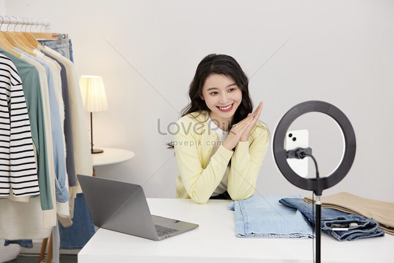 Live Streaming Of Goods At Home Picture And HD Photos | Free ...