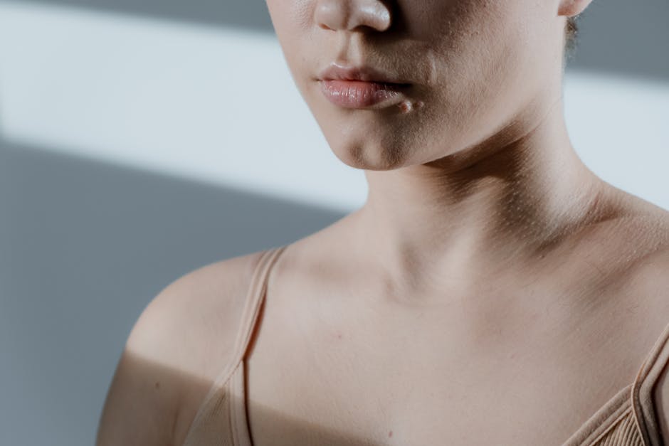 How to Choose the Right Moisturizer: A Dermatologist’s Guide