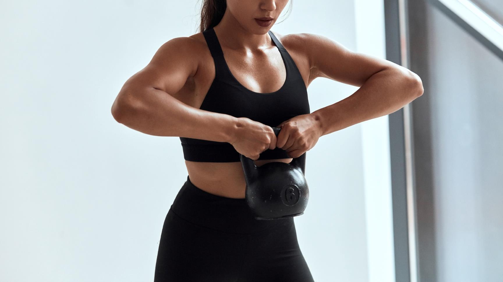 居家安全壺鈴訓練：完整教學與動作示範，新手必學！