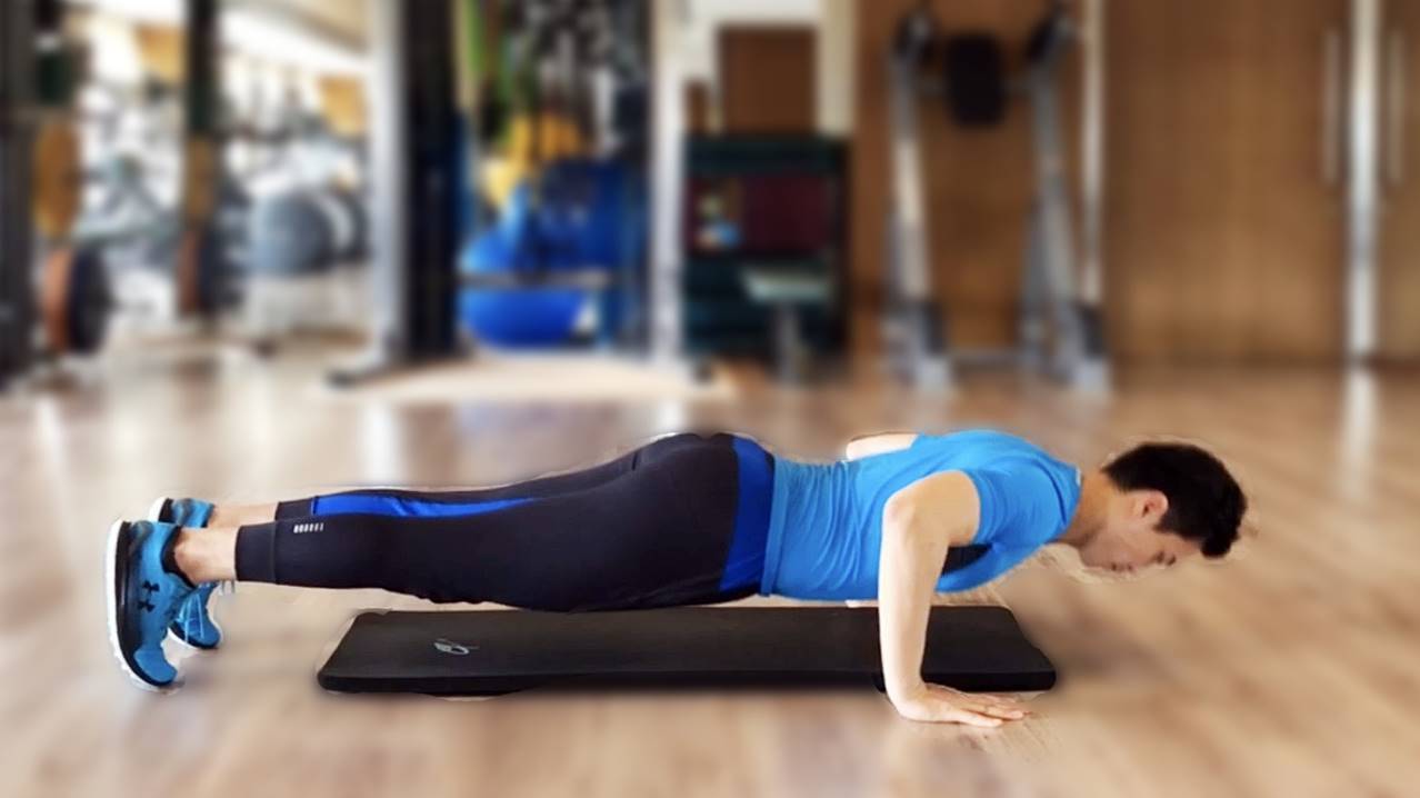 在家使用懸吊訓練器進行核心強化：高效鍛鍊指南