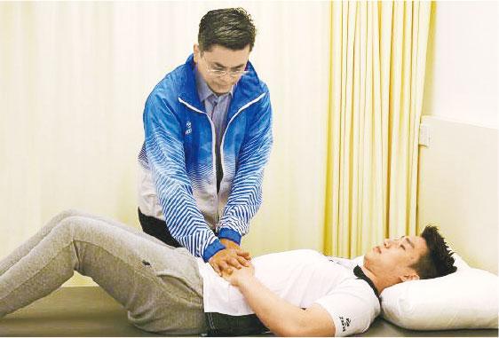 如何利用游泳改善心肺功能並提升耐力？高效訓練計劃與技術指南