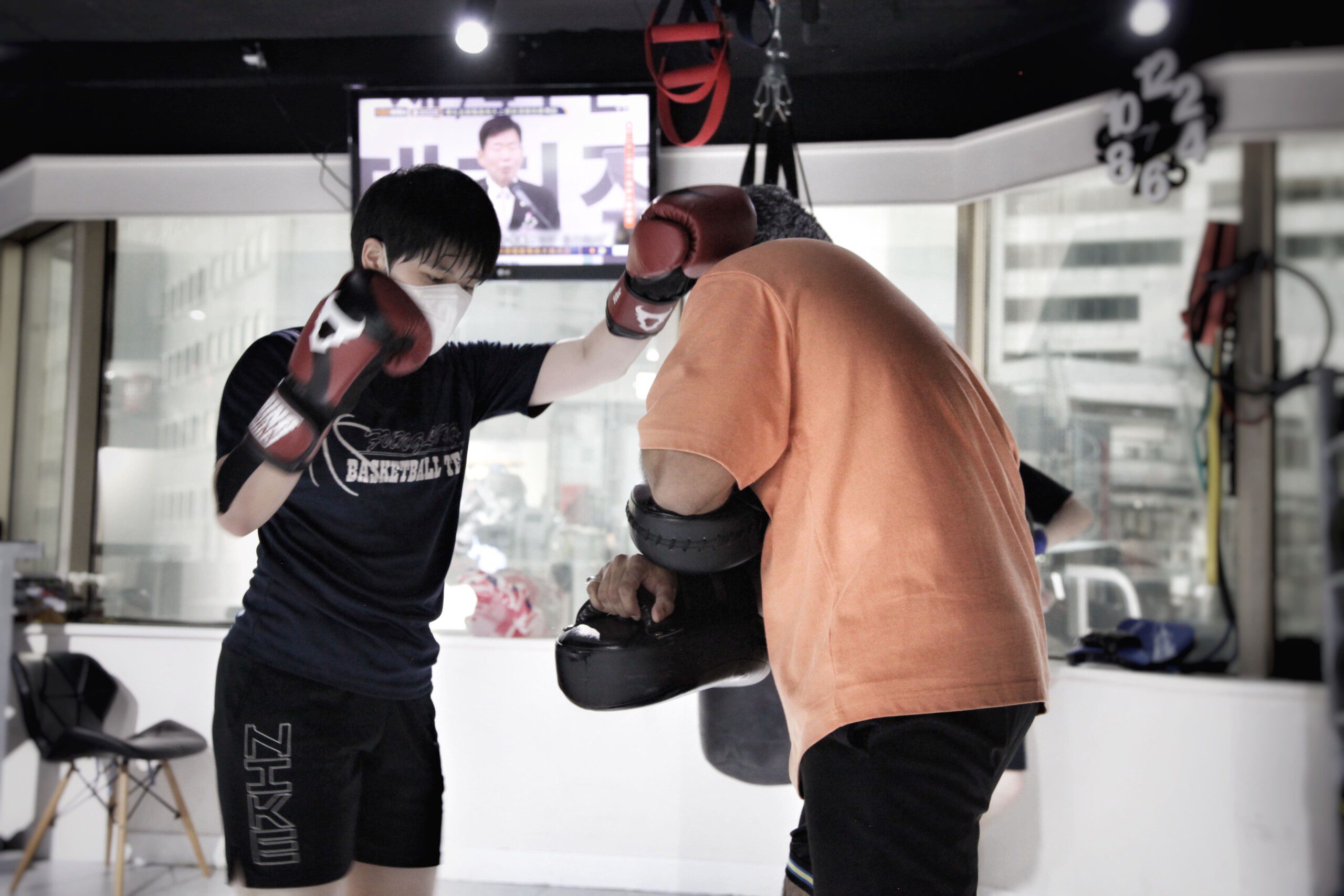 拳擊入門教學：裝備與基礎動作指南｜高效提升體能與自我防禦的完整教學