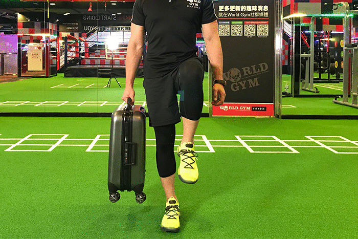 運用彈力帶進行肌耐力訓練：居家旅行高效健身攻略