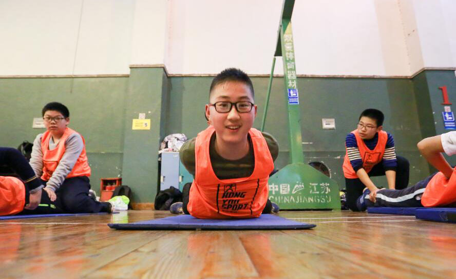 足球技能提升攻略：柔韌與伸展秘笈 助你征戰球場、減緩傷勢風險