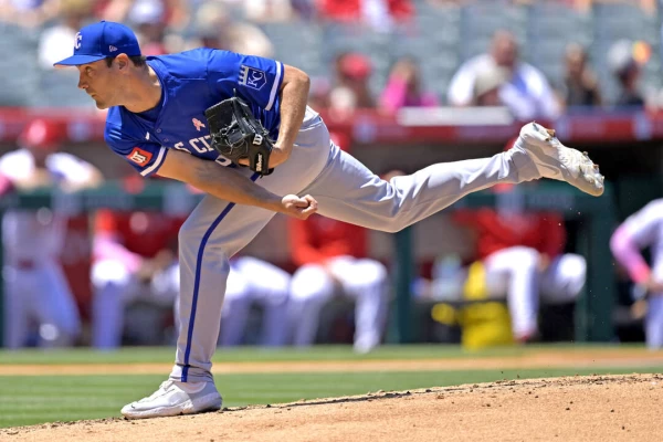 台灣旅美好手林昱珉的秘密武器：解密Slurve滑曲球，高效奪三振的必學攻略