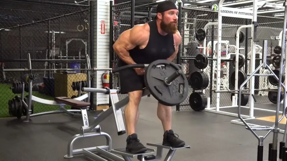 站立式划船器背部訓練益處：完整教學，安全高效重建背部力量與核心穩定性