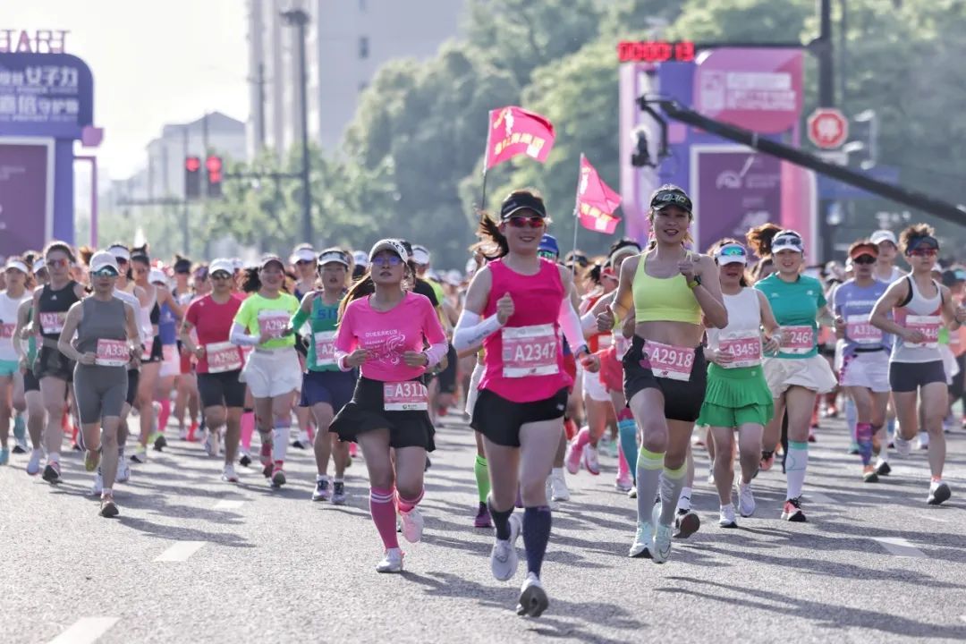 馬拉松飲食與能量補充策略：跑者必學的賽前、賽中、賽後高效飲食指南
