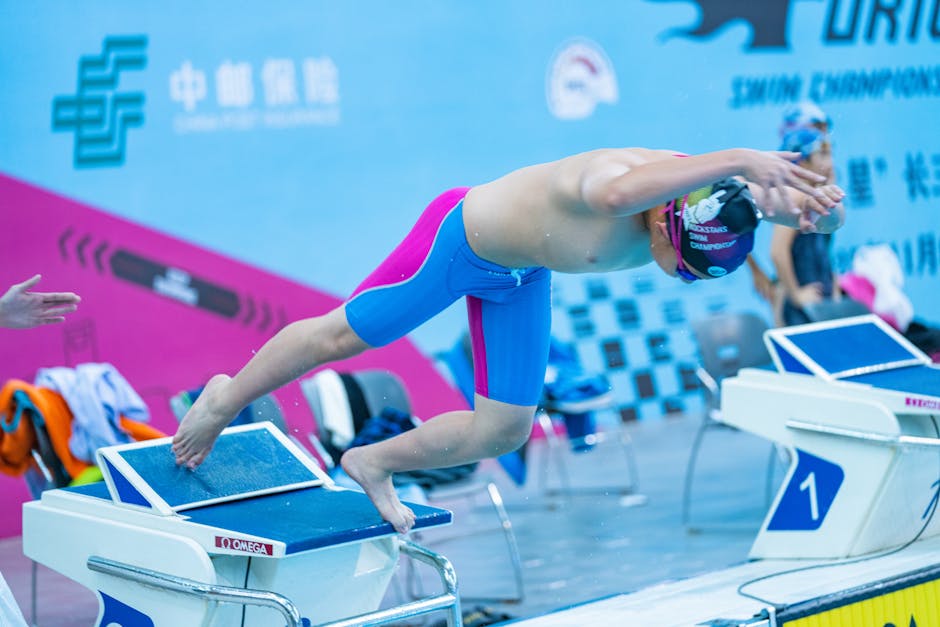 如何設計一套專為游泳選手增強腿部力量與穩定性的訓練計劃？高效腿部訓練攻略